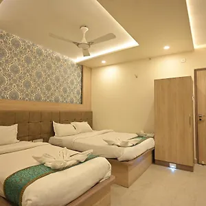 Hotel Saffron, Waranasi
